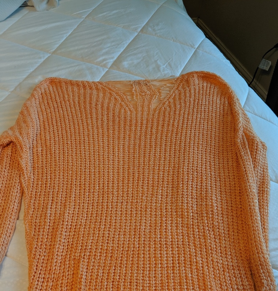 Cute Oversize summer sweater from Buckle